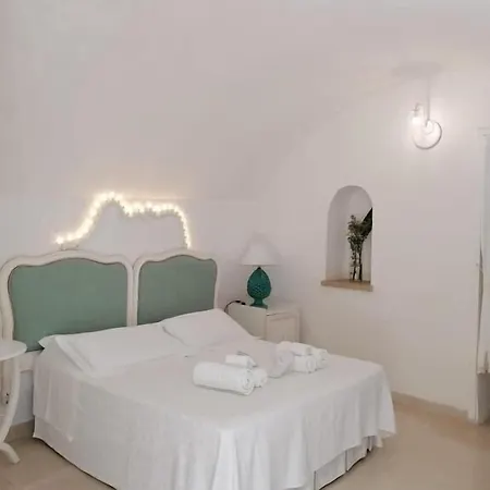 לינה וארוחת בוקר Centro Storico 3*
